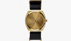 COLETTE X NIXON TIME TELLER LIMITED EDITION WATCH 01